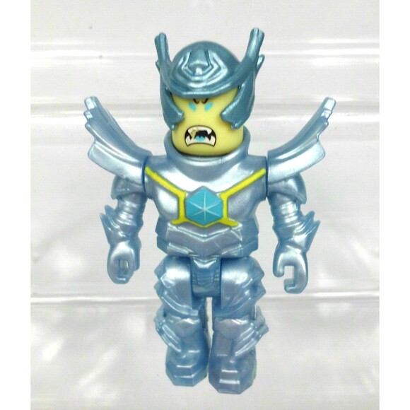 Roblox Frost Guard General Action Figure Toy Complete w Sword & Shield No Code - Picture 2 of 3